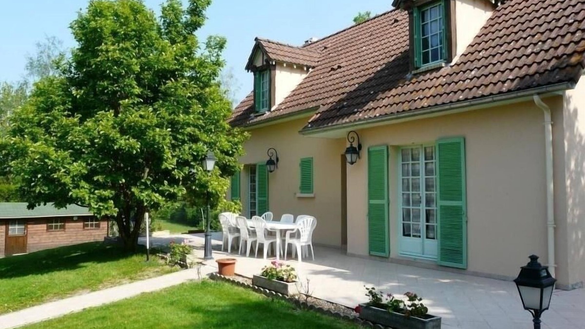 Vicheres Cottage | Charming Pavilion in Perche Park with Bikes, Ping Pong, Garden, and More