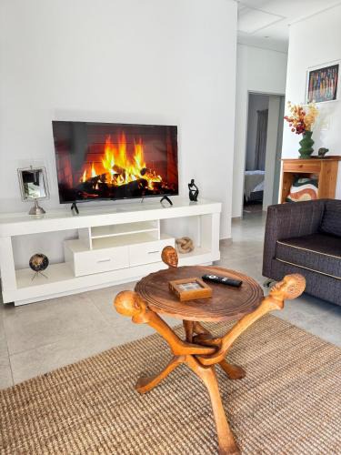Hilton House | Charming Peaceful Hilton Home