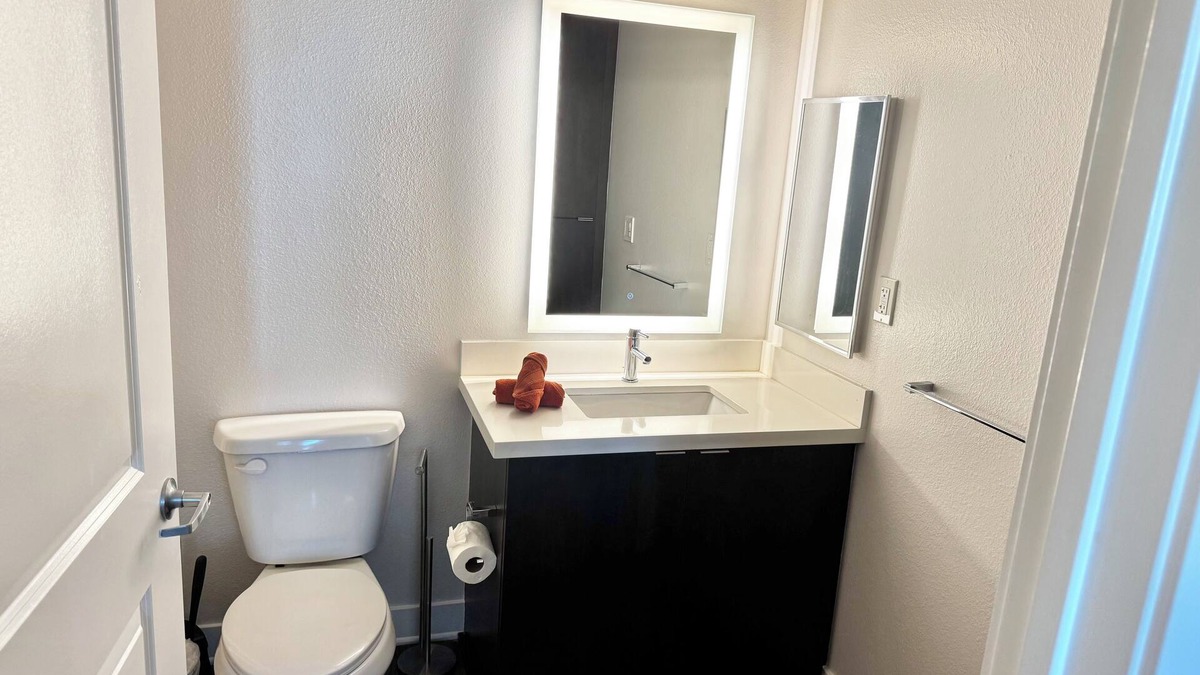 Glendale Apartment | Charming, Peaceful Apartment Retreat in Griffith
