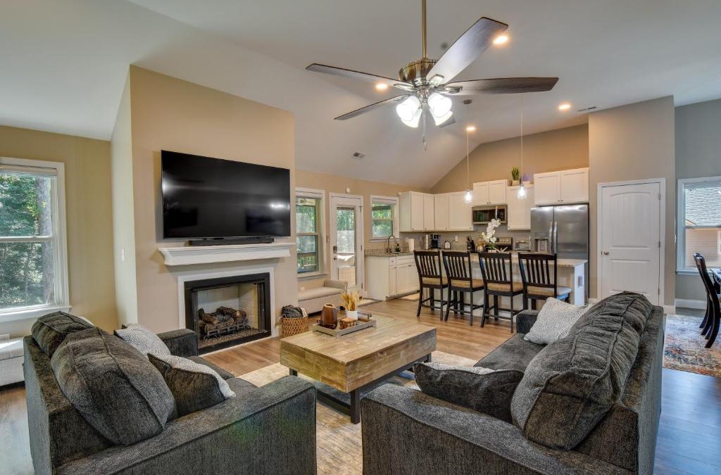 Pendleton House | Charming Pendleton Retreat about 5 Mi to Clemson!