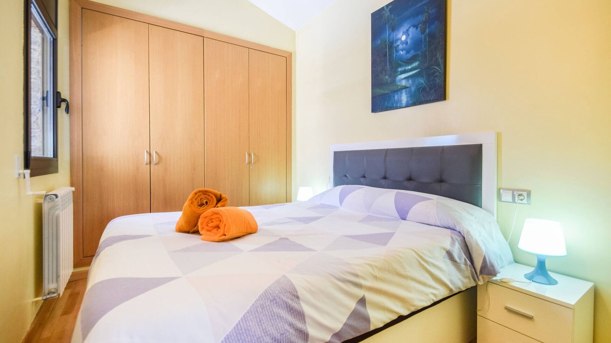 Engolasters Apartment | Charming Penthouse near Caldea HUT-6793