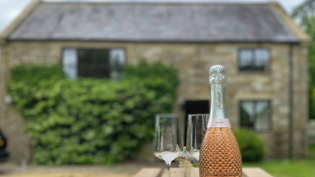 Ganthorpe House | Charming, pet-friendly Barn in stunning nature. Ideal for peaceful retreats.