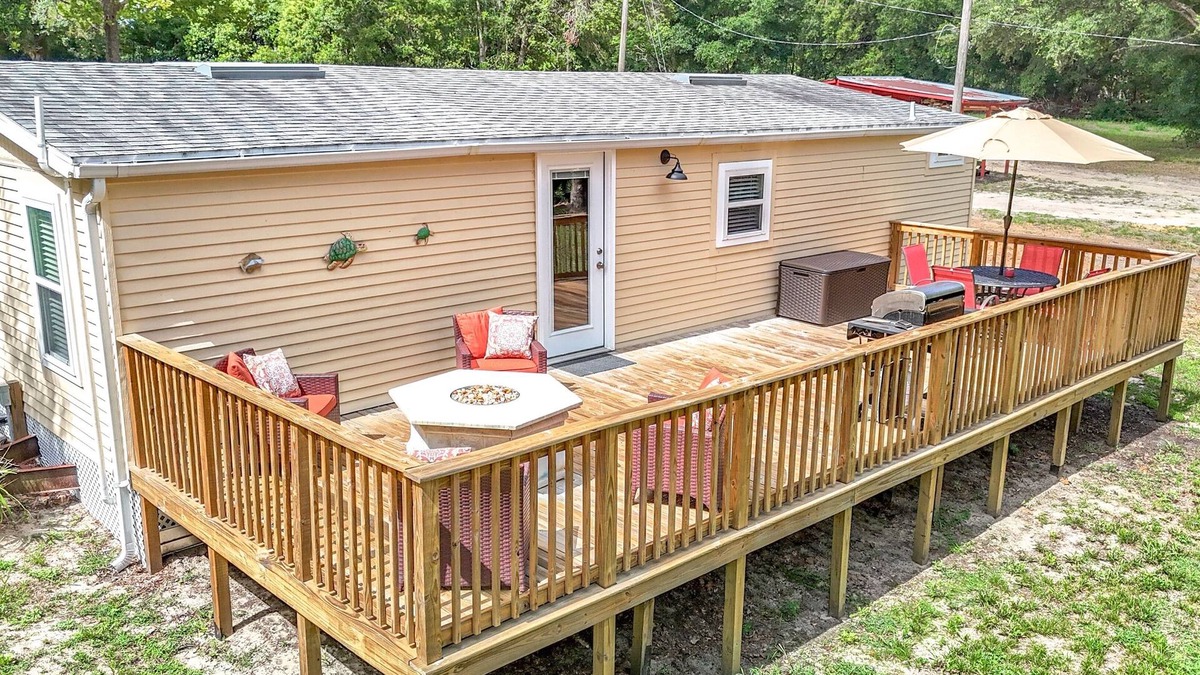 Weirsdale House | Charming , Pet friendly home in the countryside .