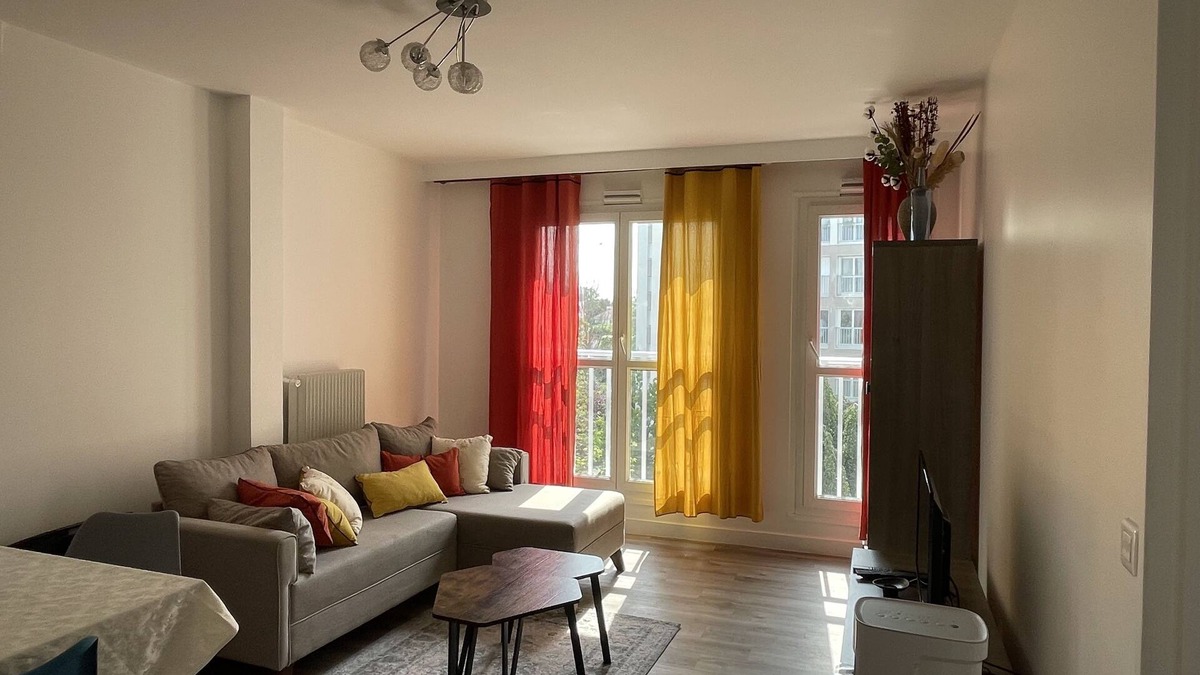 Les Hautes Noues Condo | Charming pied-à-terre between Paris and Disneyland