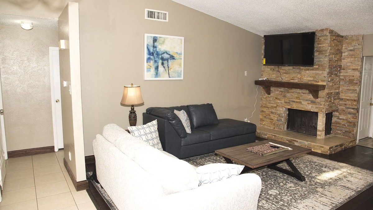 Plano House | Charming Plano Hideaway 3Bedrooms 2Bathrooms with Cozy Vibes