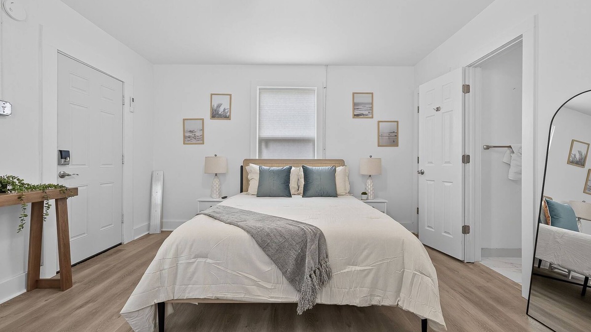 South Pensacola Cottage | Charming Private Studio Cottage Pensacola