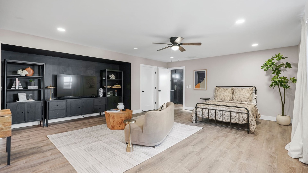 Turlock Apartment | Charming professionally designed studio in pleasant Turlock