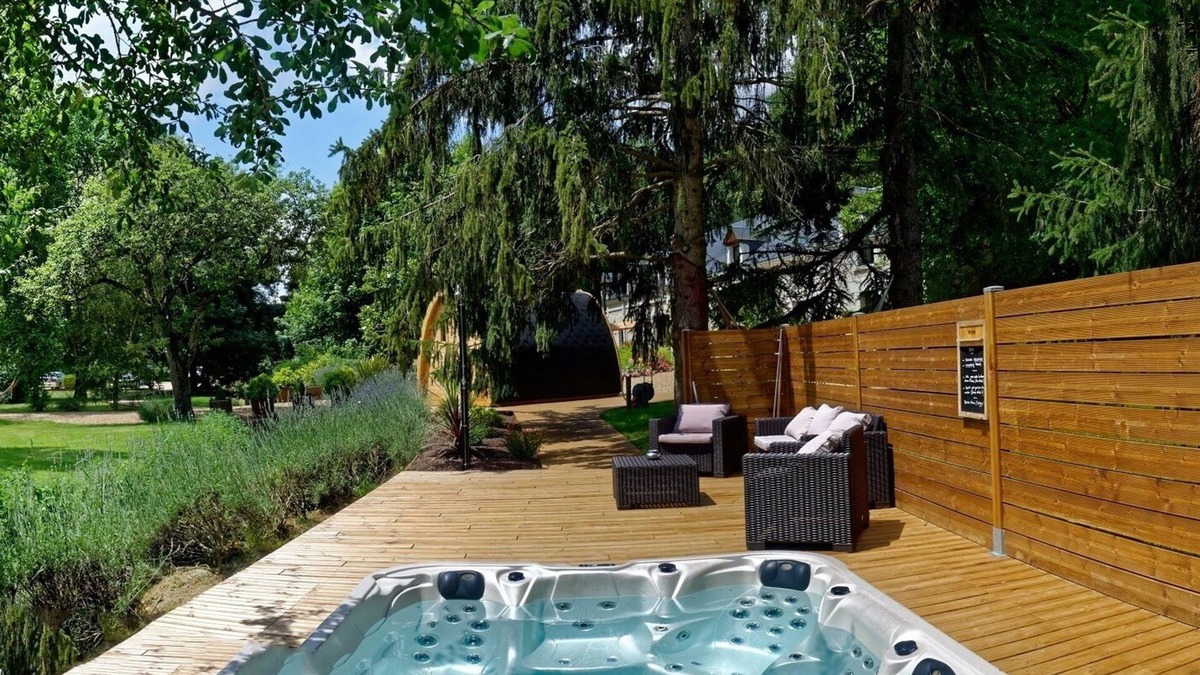 Lunay House | Charming property with pool & spa, up to 30 peo, 200km south Paris, Loire Valley