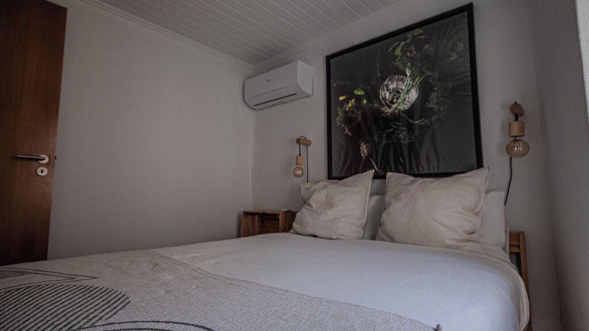 Sarzedas House | Charming House in Casal Águas de Verão with Mountain Views