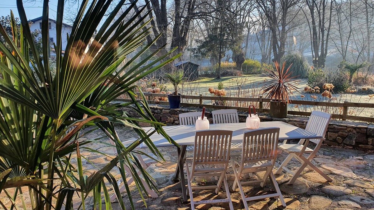 Urrugne Apartment | Charming quiet 3-room apartment, terrace, garden, stream