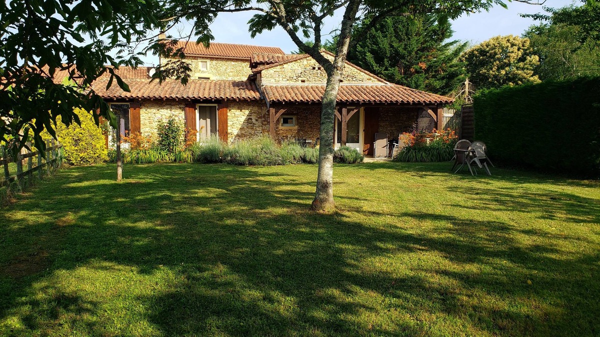 Loubejac House | Charming, quiet house