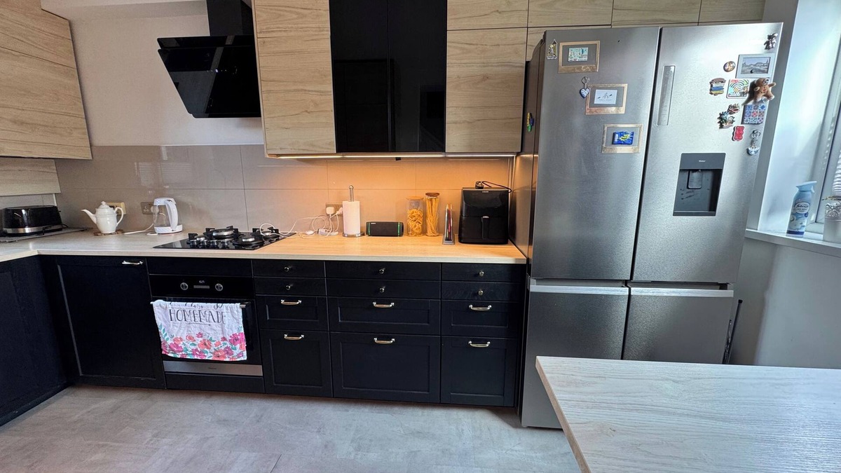 Reading House | Charming Reading Garden House Pet Friendly