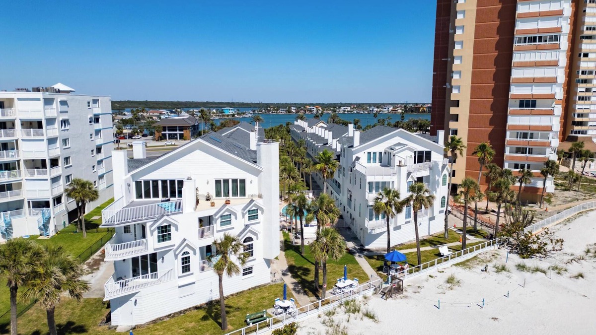 Redington Shores House | Charming Redington Shores 2-bedroom 2.5- bath beach front townhome with garage.