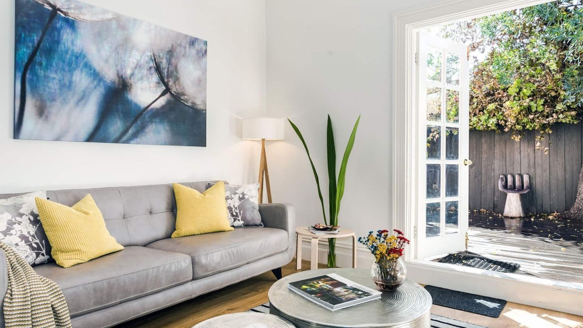 Fitzroy North House | Charming Renovated Victorian Terrace, 2 Bedroom House