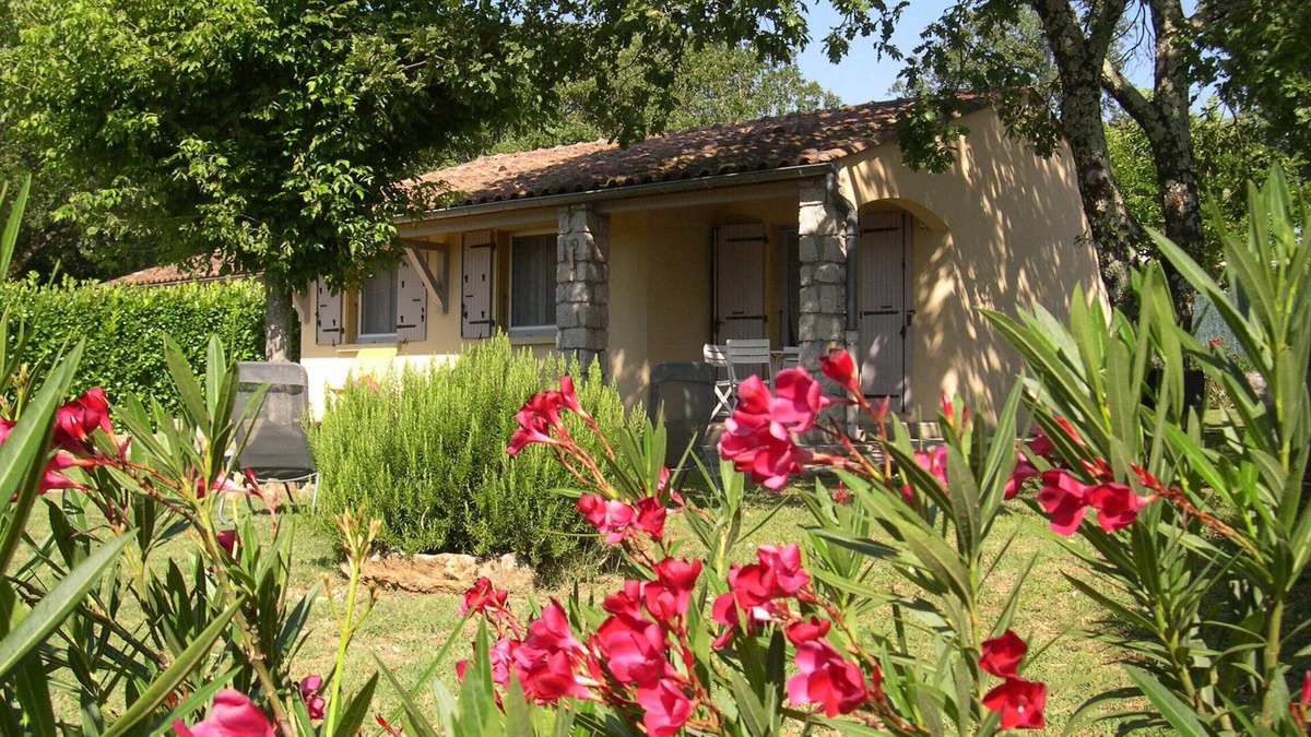 Chauzon House | Charming renovated cottage, Chauzon Ardèche méridionale