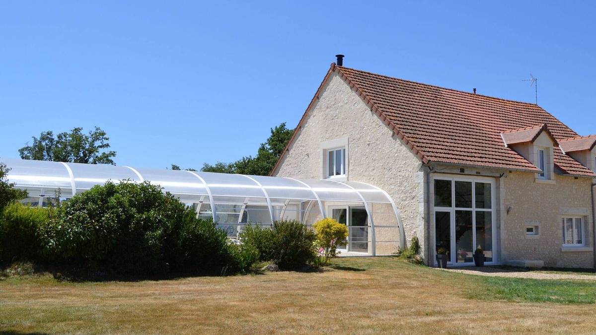 Mosnay Cottage | Charming Restored Barn with Heated Pool, Near George Sand's Country