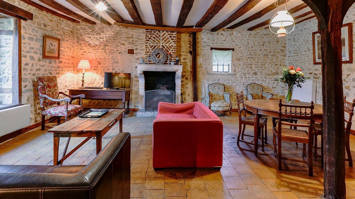 Crucheray Cottage | Charming Restored House: Fireplace, Garden, Near Vendome, Sleeps 8