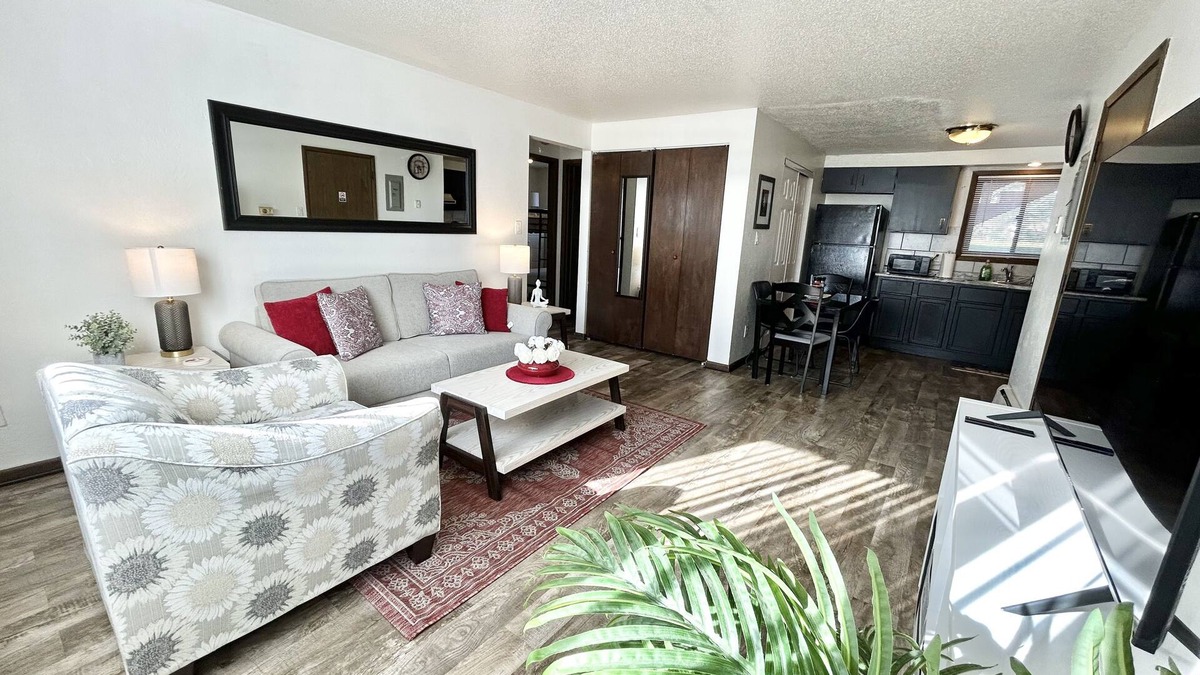 Marion Apartment | Charming Retreat in Marion, Iowa! 🏡✨