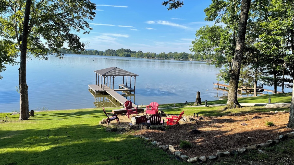 Cedar Bluff House | Charming Retreat that offers a peaceful and relaxing setting