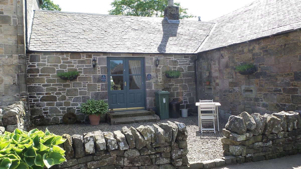 Lanark Cottage | Charming Rural Farmhouse Cottage