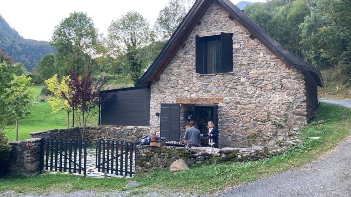 Borce House | Charming Rustic Borda in the Pyrenees