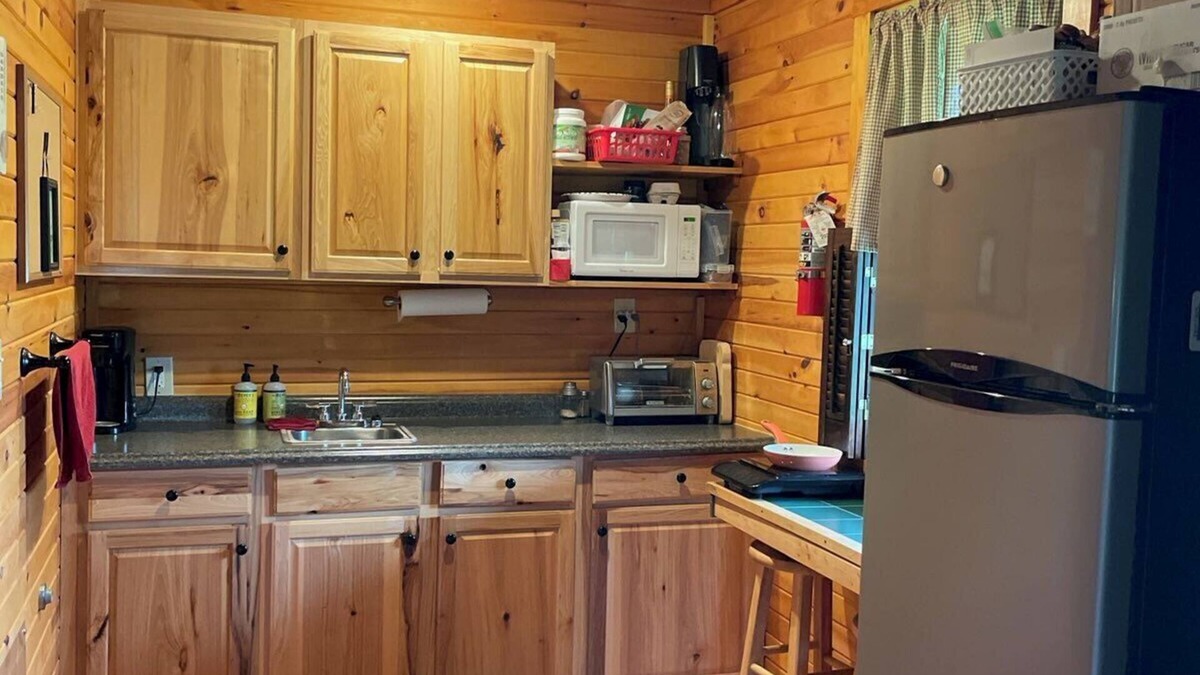 McClellandtown Cottage | Charming Rustic Cottage in the Heart of Laurel Highlands, PA Escape to this cozy, rustic retreat nestled in the stunning Laurel Highlands of Pennsylvania & Deer Creek Winery, where nature meets comfort & taste. Perfect for a weekend getaway or a