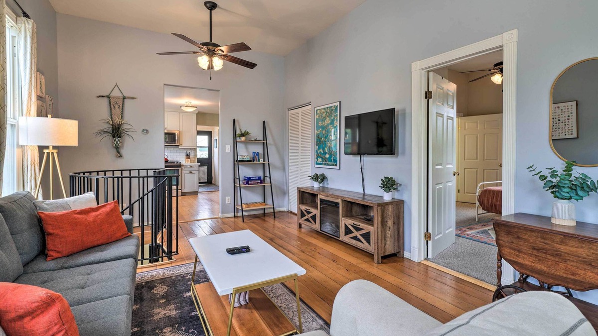 Santa Paula House | Charming Santa Paula Home - Walk to Downtown!