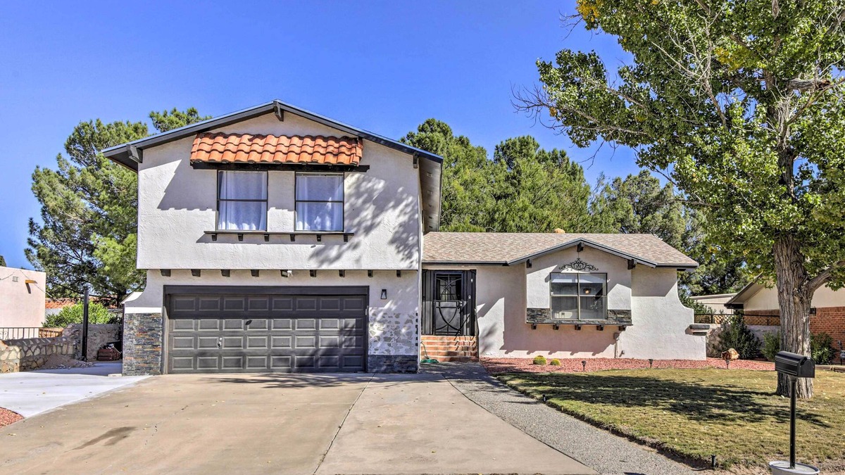 Santa Teresa House | Charming Santa Teresa Retreat w/Backyard!