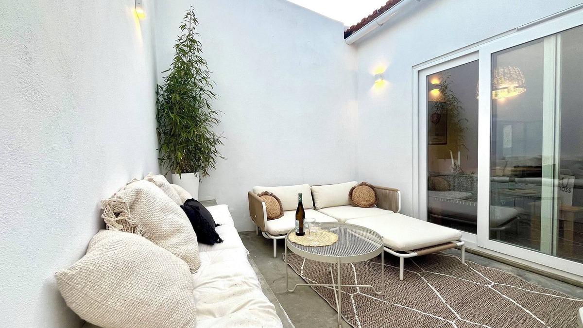 Sao Martinho House | Charming Scandi-inspired cottage with terrace and rooftop/30 min to Comporta.