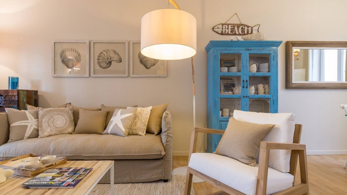 Barneville-Carteret Cottage | Charming seaside house with enclosed garden and modern amenities included