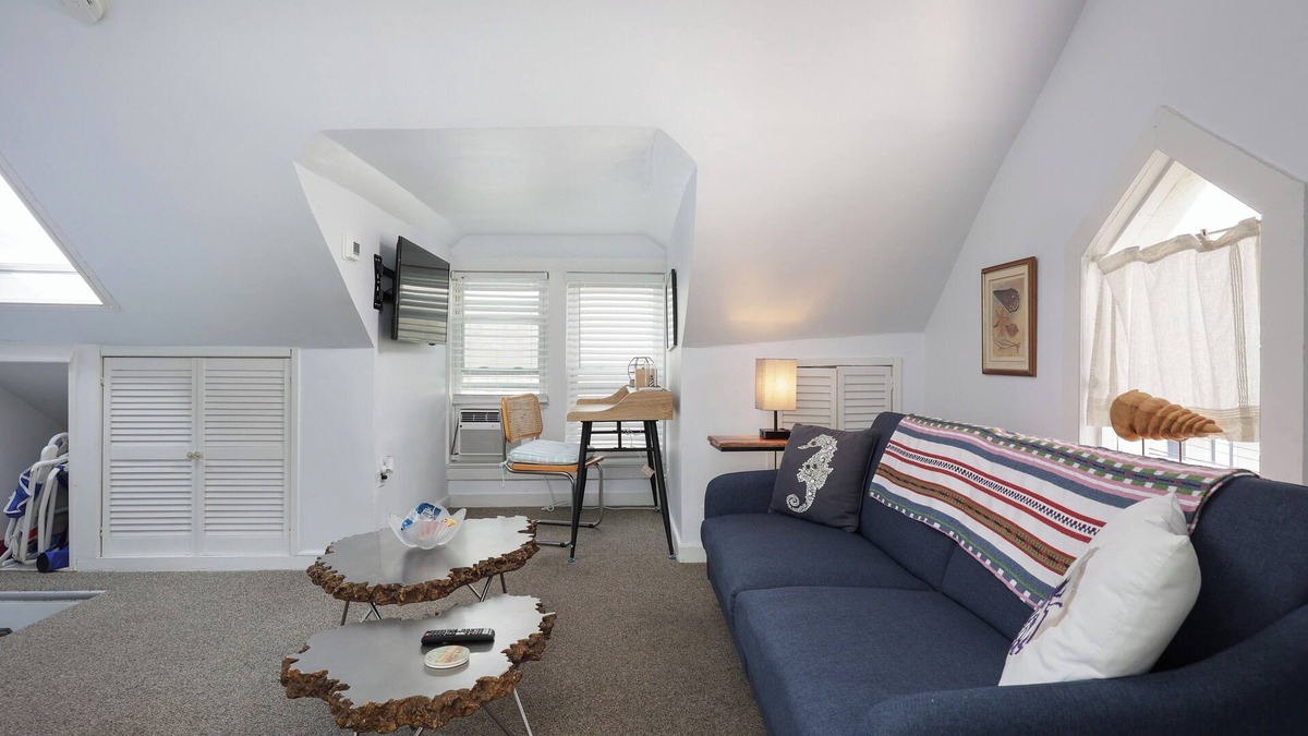 Sea Bright Condo | Charming Sea Bright 1BR Condo - Private Deck, Ocean Views, Beach Badges & More!