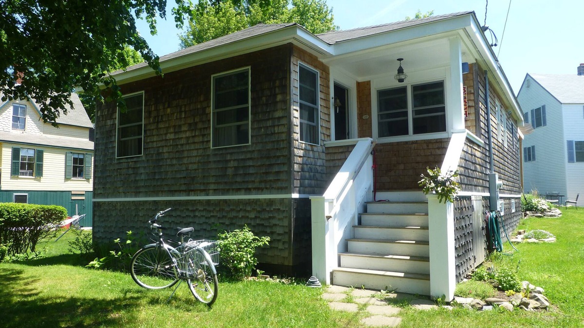 Peaks Island House | Charming, Secluded, Island Getaway!