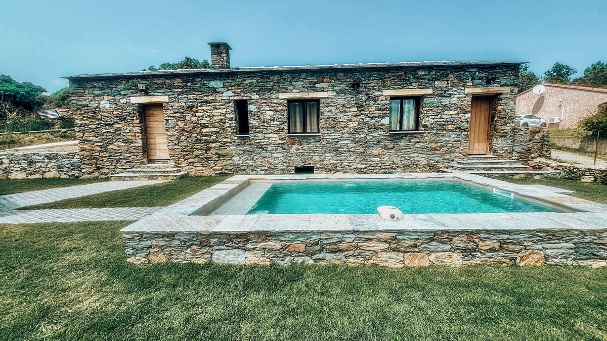 Murato House | Charming sheepfold "U Sognu" with heated swimming pool near Saint-Florent