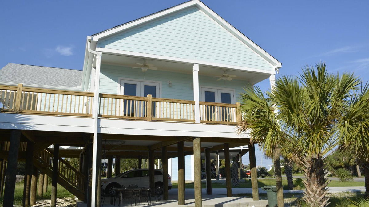 Pensacola Beach House | Charming Sound Side Beach Home