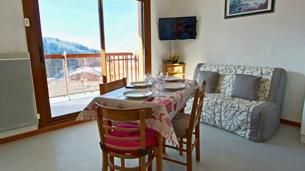 Chamrousse Apartment | Charming South-Facing Studio at the Foot of the Slopes