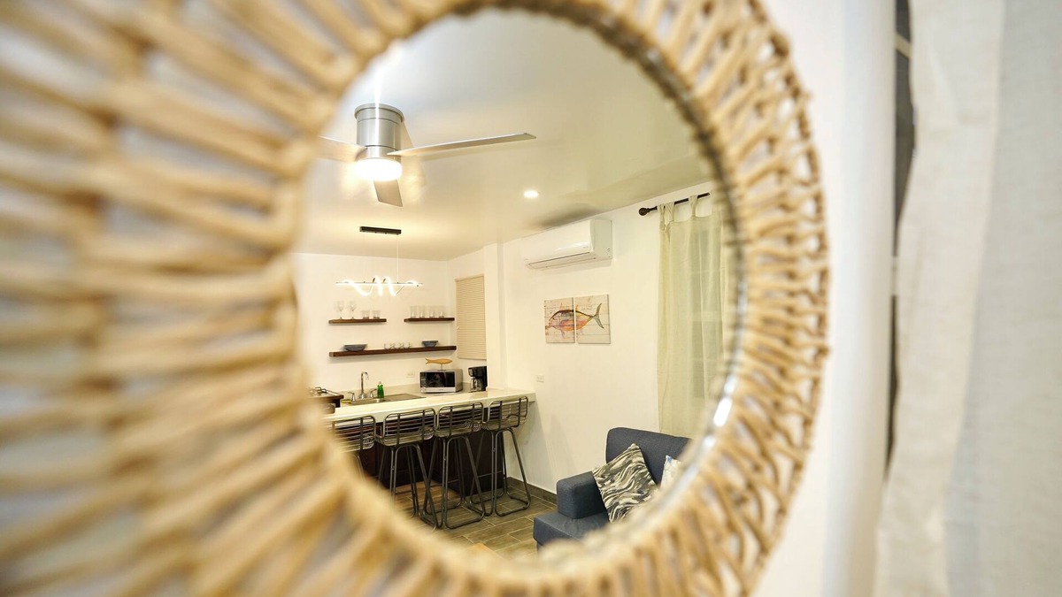 Belize City Apartment | Charming & Spacious 2-bedroom Apartment Near Ocean-Starfish Villa