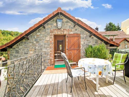 Biron Apartment | Charming Stay Near Forests