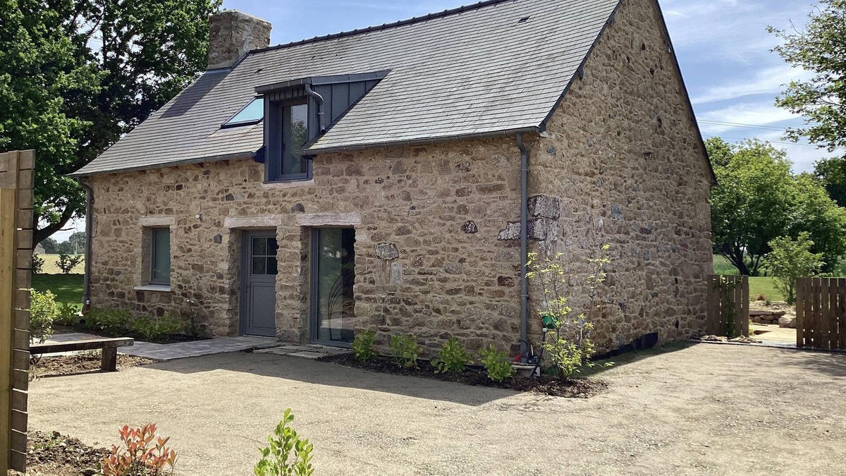 Saint-Alban House | Charming stone house
