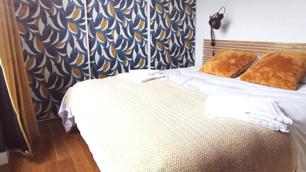 Vertou House | Charming stone house with spa area.