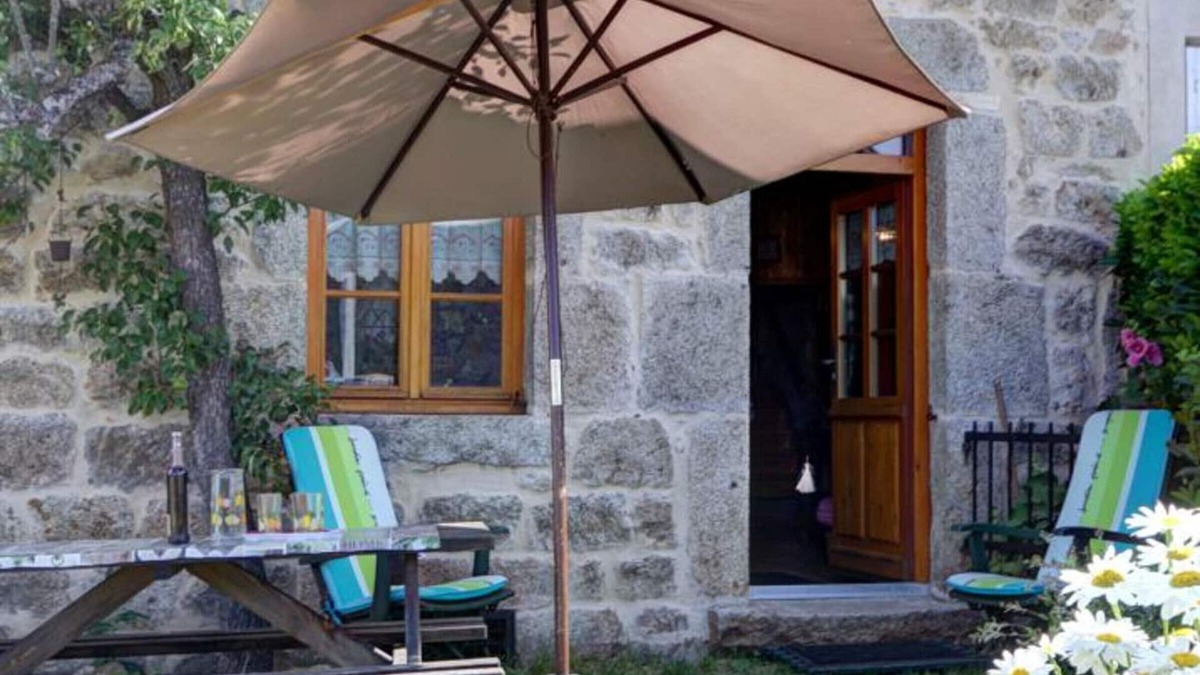 Estivareilles Cottage | Charming Stone Village House with Modern Amenities, Pet-Friendly, Perfect for Outdoor Activities