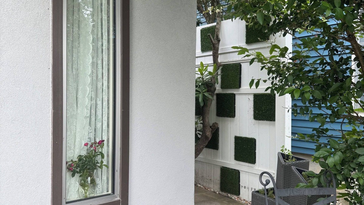 Cos Cob Cottage | Charming Studio-Cottage with WiFi & TV free parking in Greenwich