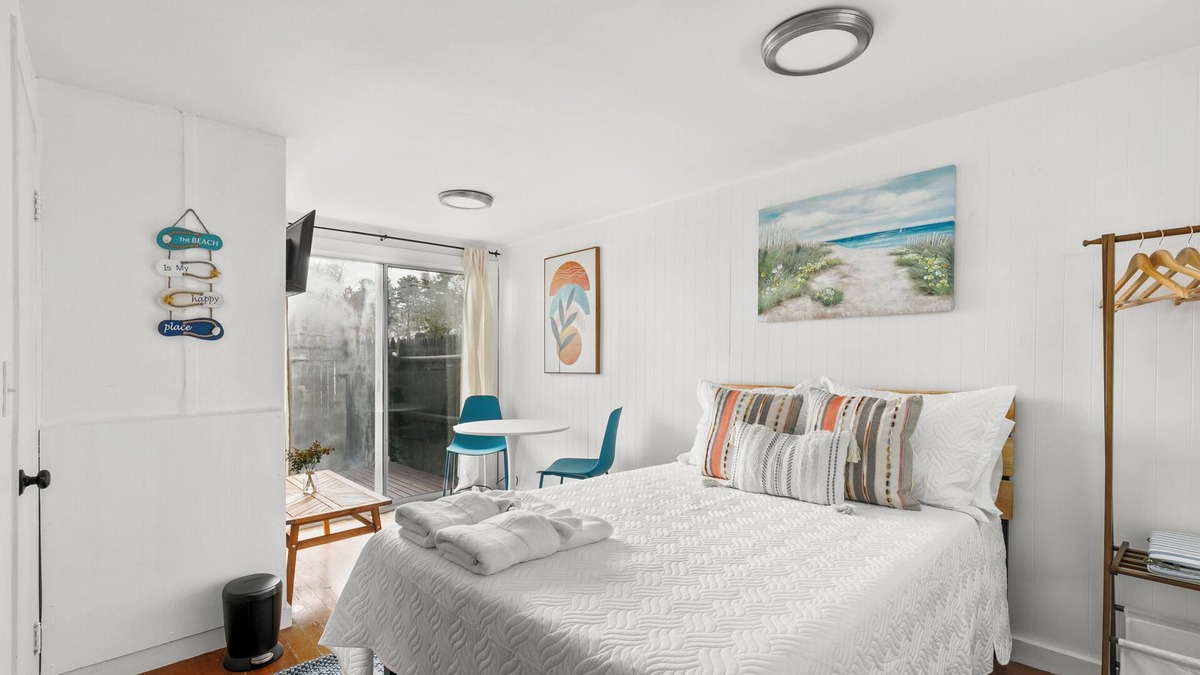 West Harwich Condo | Charming Studio Dennis Port Getaway with WiFi and AC - Close to Beach!