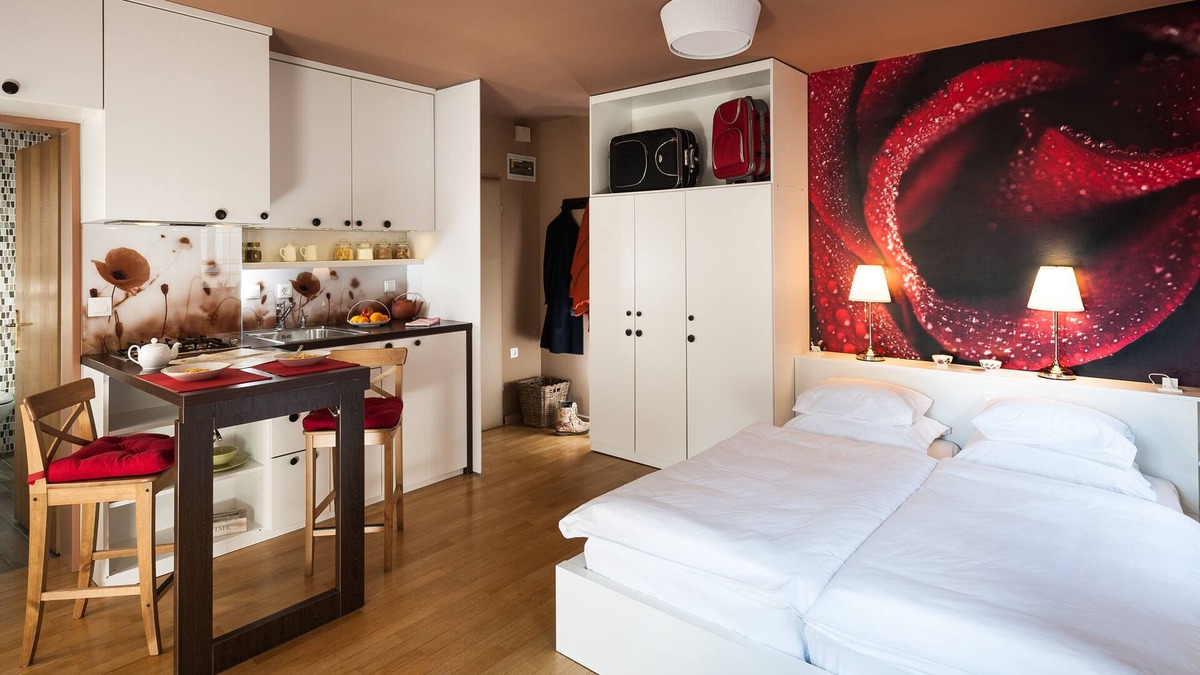 Ljubljana City Centre Apartment | Charming studio for 2, walking distance to attractions, cafés, restaurants.