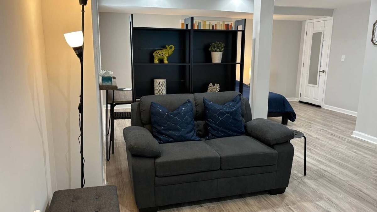 Lawrenceville Apartment | Charming studio in lovely Lawrenceville,Separate Entrance
