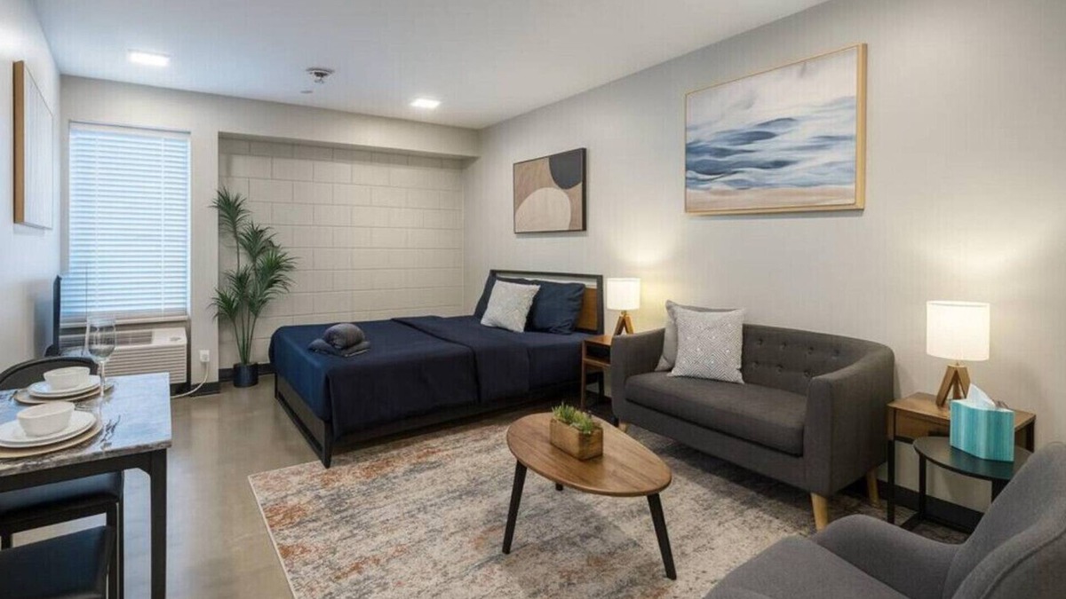 Five Points South Apartment | Charming Studio in Historic Five Points South #08