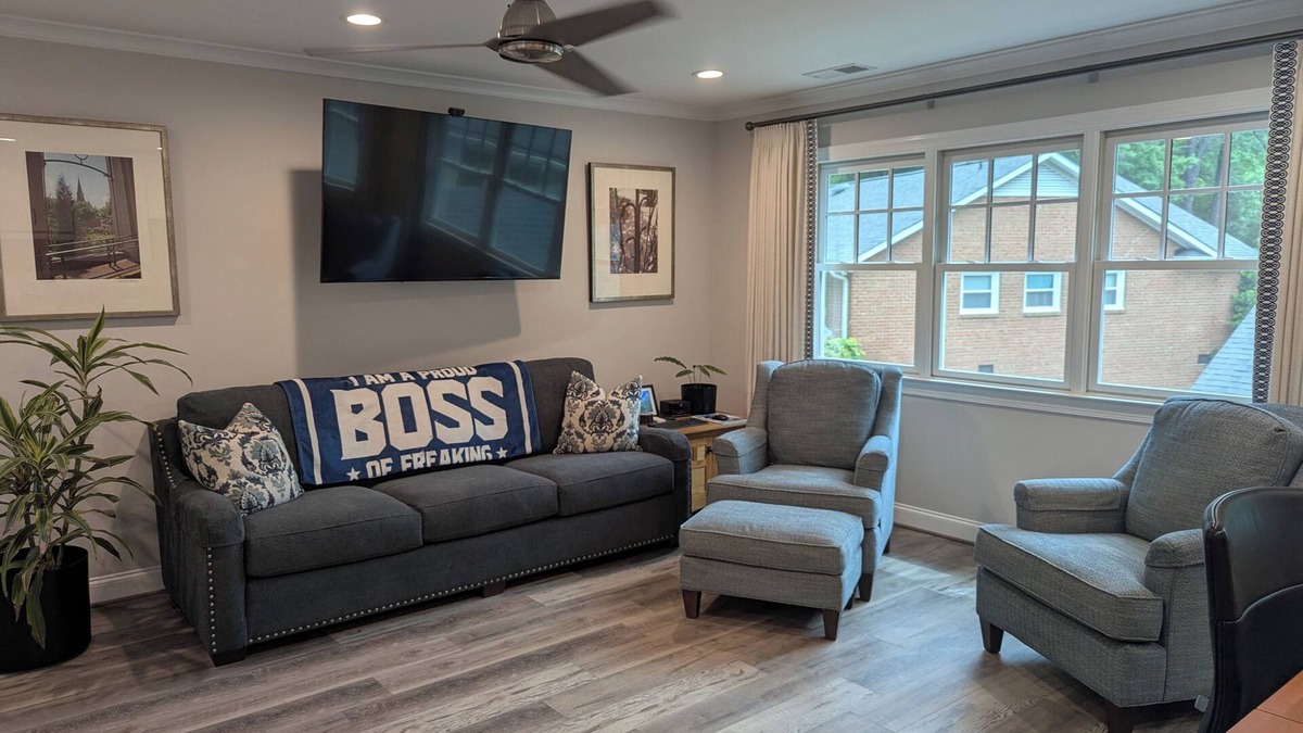 Mountainbrook Apartment | Charming studio in lovely Charlotte with WiFi, AC