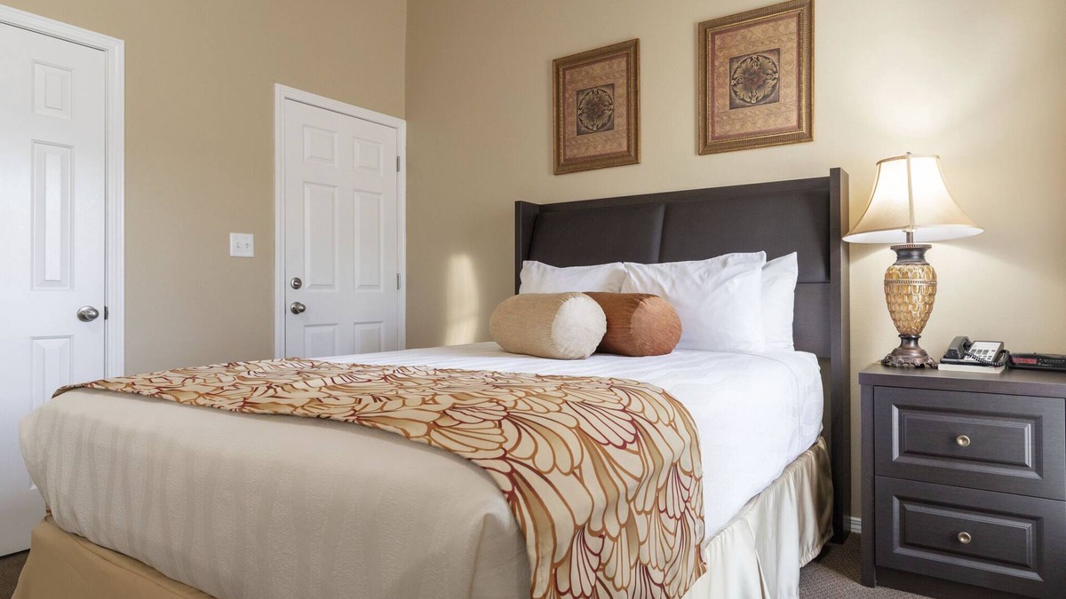 Branson Apartment | Charming Studio w/Pool Access in Branson