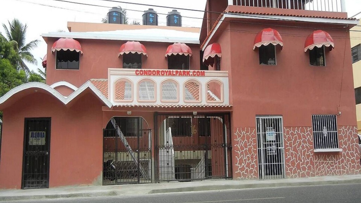 Ensanche Miramar Apartment | Charming studio with WiFi and AC in central Puerto Plata City
