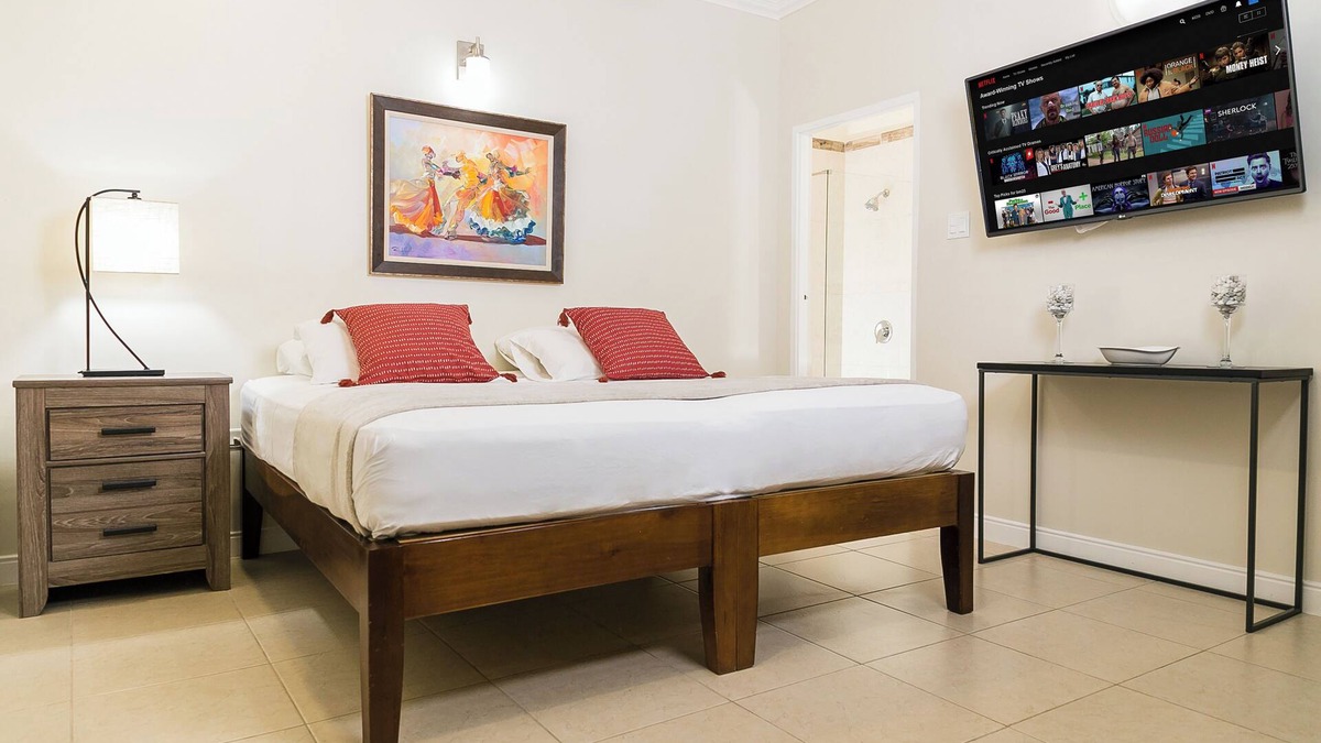 Molynes Gardens Apartment | Charming Studio with Garden Oasis in Kingston