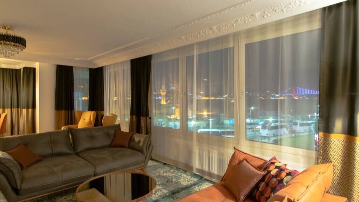 Uskudar Apartment | Charming Suite Bosphorus View